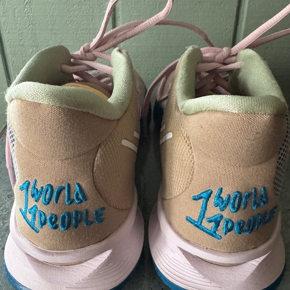 NIKE | KYRIE 7 EP 1 World 1 People-Regal pink men’s women’s unisex | Sz 8.5 - Picture 6 of 7